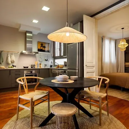 Daire Atacama - 1 Bedroom In Eixample Esquerra Barselona